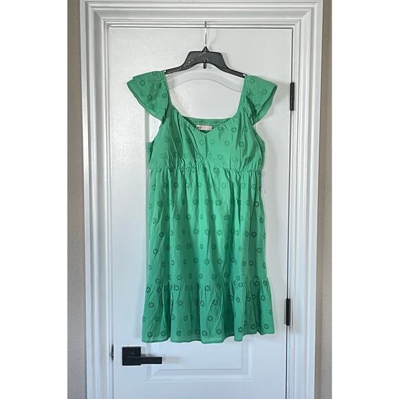 NWT SO Dress Boho Cottagecore Peasant Floral Eyelet Tiered Pockets Size Large - Picture 2 of 7